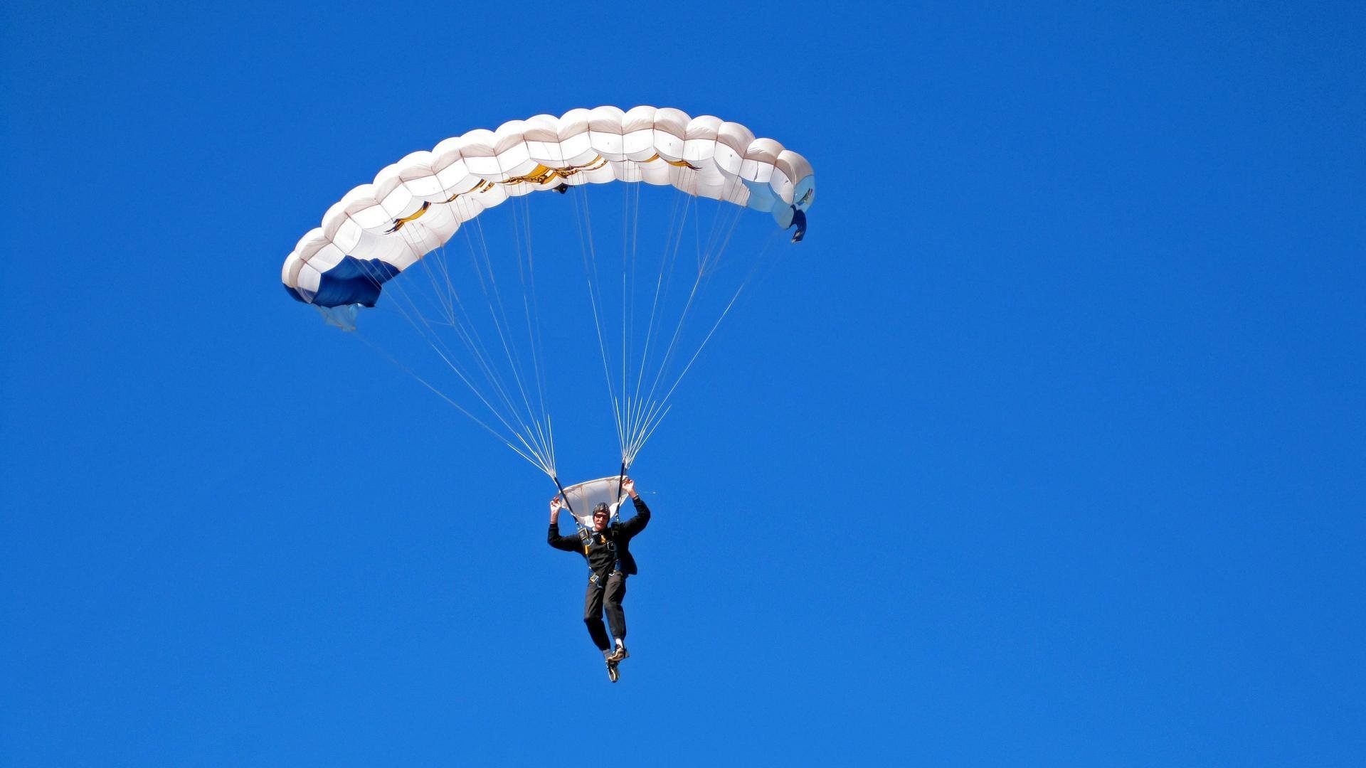 _没想到！意外受伤让世界第一错失冠军_，失误得冠军